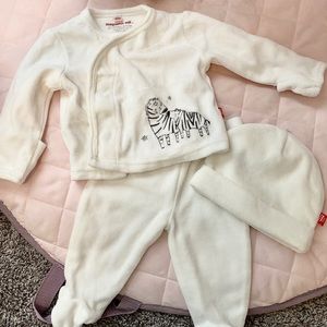 Magnetic me baby set